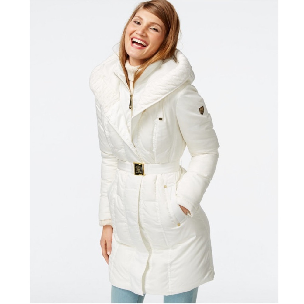 White Puffer Coat Cable Knit Trim Down. Size Large